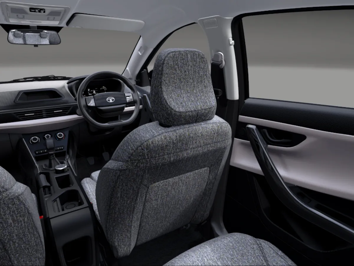 Tata Curvv Smart Revotron